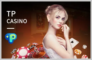 Người chơi đang quay vòng quay slot machine với biểu tượng 9club casino